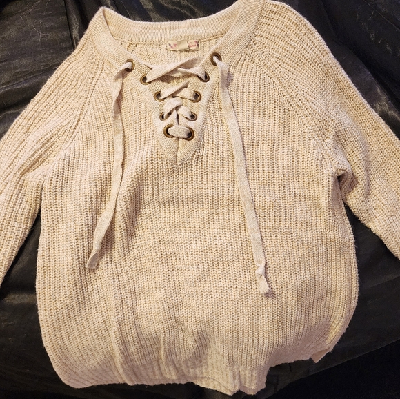 Cream lace up sweater - Picture 1 of 1